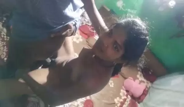 Village Couple Dhire Dhire Sex Ka Maza Lete Aur Humein dete hue