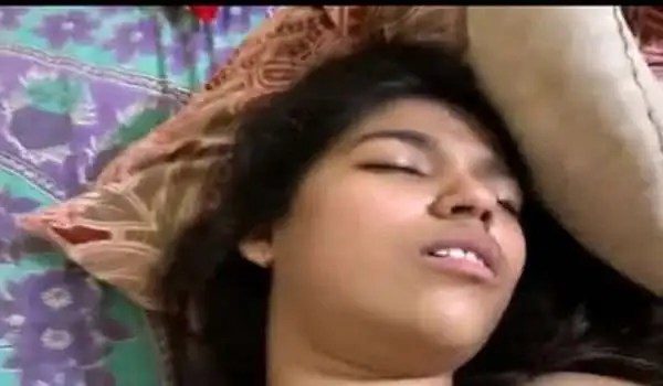 Bina Jhato wali Shave Chikni Chut Ki Chudai