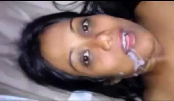 Jaldi Jaldi Chod Ke Muh Me Maal Giraya