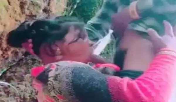 Gaon Ki Ladki Ne Ki Lund Ki Sawari