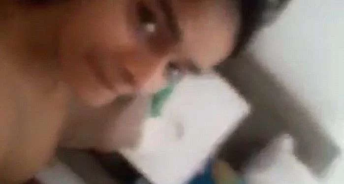 Bade Se Lund Pe Condom Chadha Ke Bf Ne Ki Chudai