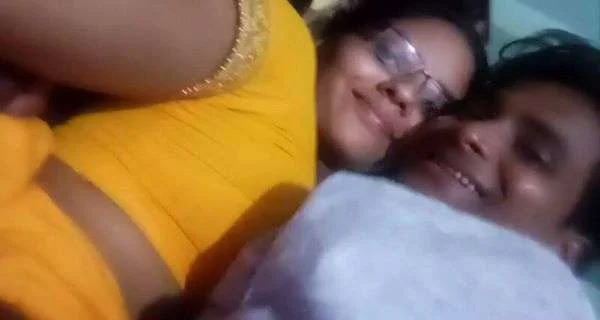 Chasmish Bhabhi Ko Devar Ne Choda
