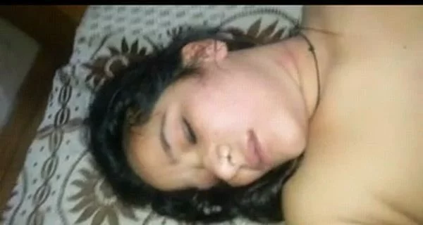 Sex Karte Karte Dushri Duniya Me Chali Gayi Ye Ladki-Hindi