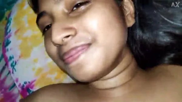 Sexy Bengali Girlfriend Ko Uske Boyfriend Ne Room Me Choda