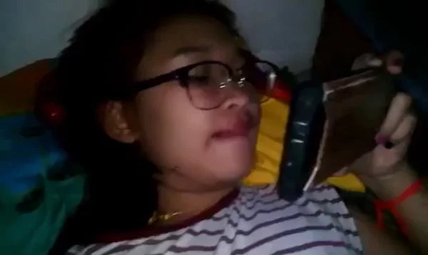 Manipuri Girlfriend Ko Mobile Me Porn Dikha Ke Choda