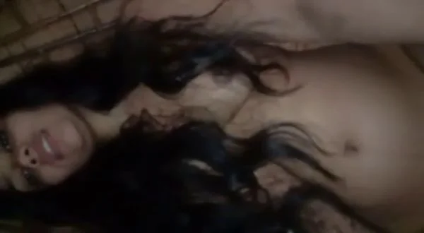 Very Sexy Girlfriend Lund Pe Baith Ke Apne Boyfriend Ko Chodti Hui