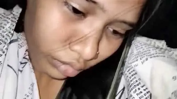 Phone Pe Baat Karte Karte Cute Desi Girl Lund Pe Baith Ke Chudi