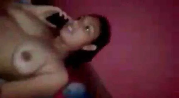 Cheater Gf Ne Phone Pe Baat Karte Hue Chudwaya